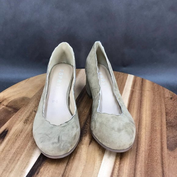 Esprit Beige Faux Suede Block Heel Pumps Womens Size 6 - Picture 2 of 7